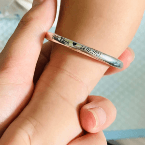 Vòng bạc ta PN01 khắc tên cho bé Le'Mare Jewelry làm quà thôi nôi, đầy tháng, sinh nhật … Le'mare Jewelry LMJ