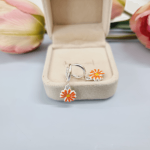 Khuyên tai bạc ta mặt hoa cúc chi quà tặng đáng yêu cho bé gái Le’Mare Jewelry Khuyên tai bạc ta mặt hoa cúc chi quà tặng đáng yêu cho bé gái Le’Mare Jewelry Le'mare Jewelry LMJ