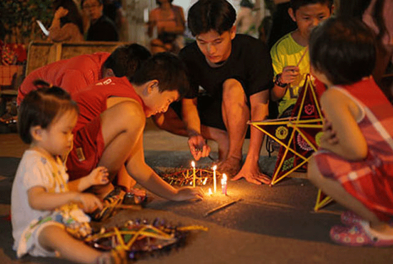 Tại sao nên mua vòng bạc tặng Trung Thu cho bé? Món quà tặng bé không chỉ mang ý nghĩa mà còn tốt cho sức khoẻ Tết Trung Thu có ý nghĩa đặc biệt với các em nhỏ.