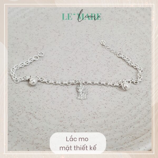 Lắc tay mo bạc ta mix charm con giáp và 2 chuông Le'Mare Jewelry