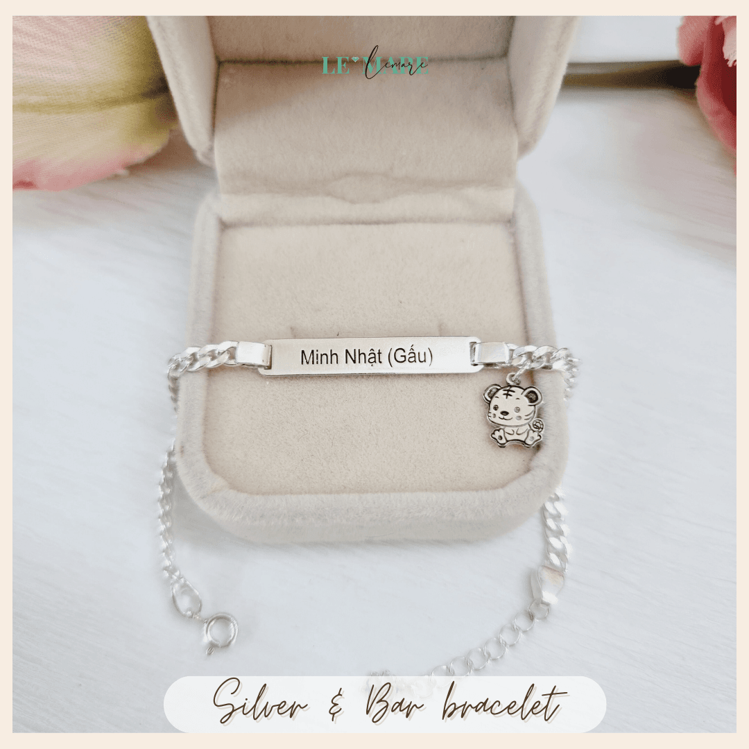 Lắc bạc khắc tên làm quà cho bé: Lắc MQ03 treo charm hổ Le’Mare Jewelry Lắc bạc khắc tên làm quà cho bé: Lắc MQ03 treo charm hổ Le’Mare Jewelry