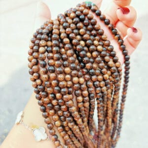 Chuỗi hạt trầm hương sánh 6mm 108 hạt Le'Mare Jewelry – Gợi ý món quà độc đáo và ý nghĩa dành tặng người phụ nữ trân quý trong các dịp kỷ niệm, ngày lễ 20/10, 8/3... Chuỗi hạt trầm hương sánh 6mm 108 hạt Le'Mare Jewelry – Gợi ý món quà độc đáo và ý nghĩa dành tặng người phụ nữ trân quý trong các dịp kỷ niệm, ngày lễ 20/10, 8/3... Le'mare Jewelry LMJ