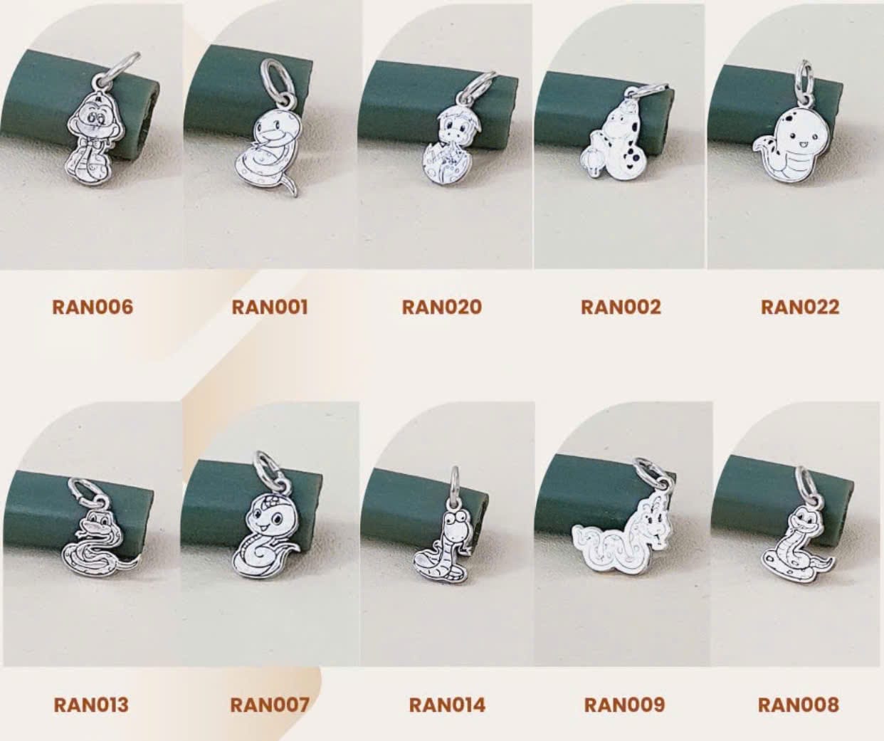 CHARM RẮN BẠC 2D - PHỤ KIỆN CHỌN THÊM mix cùng trang sức bạc ta Le'Mare Jewelry làm quà sinh nhật, đầy tháng, thôi nôi …. bé yêu CHARM RẮN BẠC 2D - PHỤ KIỆN CHỌN THÊM mix cùng trang sức bạc ta Le'Mare Jewelry làm quà sinh nhật, đầy tháng, thôi nôi …. bé yêu
