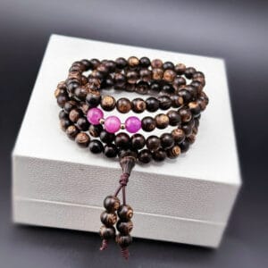Chuỗi hạt trầm hương tốc 108 hạt mix ruby Le'Mare Jewelry – Gợi ý món quà độc đáo và ý nghĩa dành tặng người phụ nữ trân quý trong các dịp kỷ niệm, ngày lễ 20/10, 8/3...