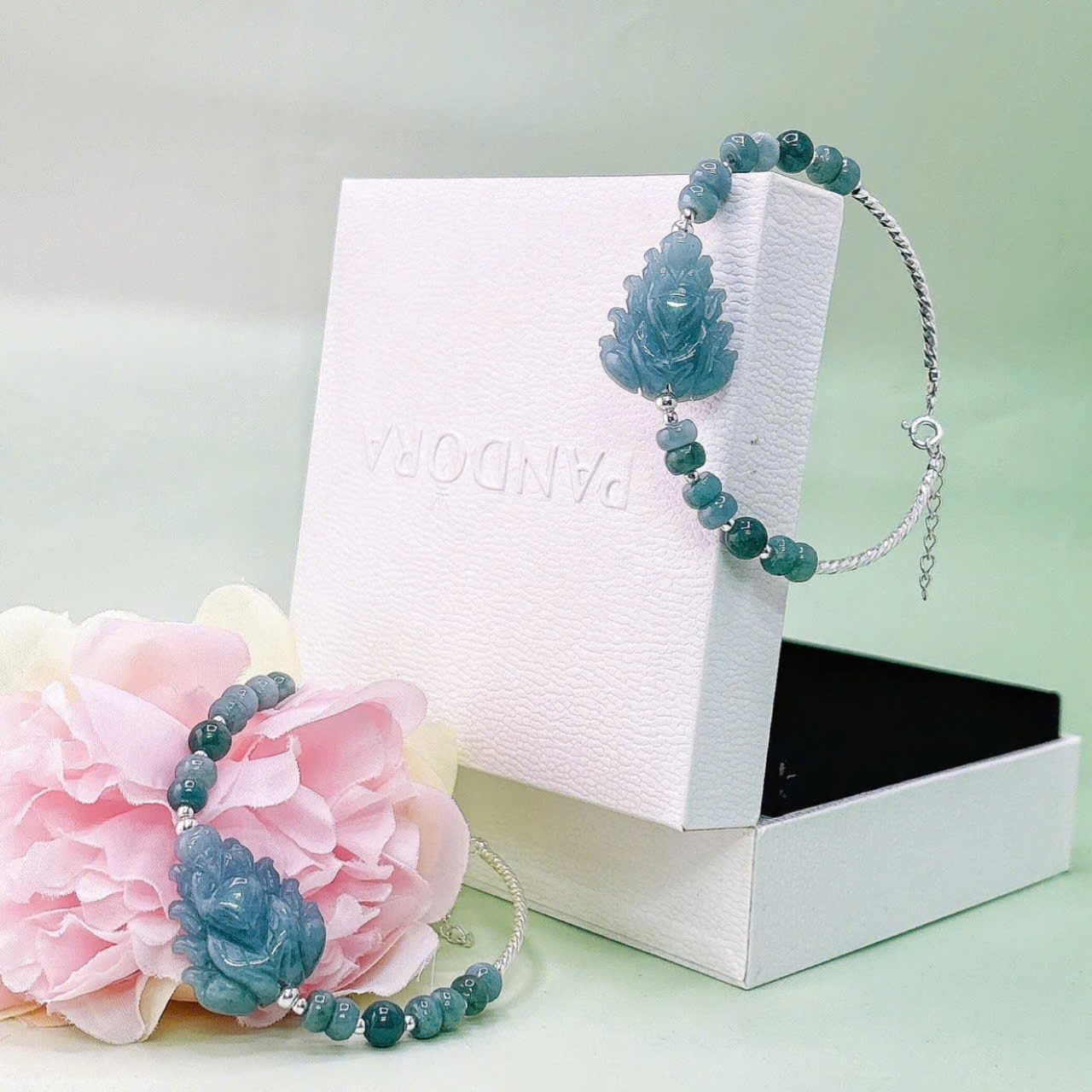 Vòng tay hồ ly chúa lam ngọc mix charm bạc Le'Mare Jewelry – Gợi ý món quà độc đáo và ý nghĩa dành tặng người phụ nữ trân quý trong các dịp kỷ niệm, ngày lễ ... Vòng tay hồ ly chúa lam ngọc mix charm bạc Le'Mare Jewelry – Gợi ý món quà độc đáo và ý nghĩa dành tặng người phụ nữ trân quý trong các dịp kỷ niệm, ngày lễ ... Le'mare Jewelry LMJ