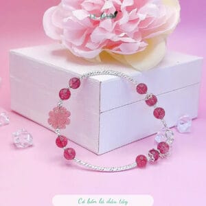 Alternative view of Vòng tay cỏ 4 lá thạch anh dâu tây hồng mix ống bạc ta xoắn Le'Mare Jewelry – Gợi ý món quà độc đáo và ý nghĩa dành tặng người phụ nữ trân quý trong các dịp kỷ niệm, ngày lễ 20/10, 8/3...