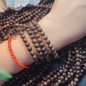 Chuỗi hạt trầm sánh 108 hạt 7ly Le'Mare Jewelry – Gợi ý món quà độc đáo và ý nghĩa dành tặng người phụ nữ trân quý trong các dịp kỷ niệm, ngày lễ 20/10, 8/3... Chuỗi hạt trầm sánh 108 hạt 7ly Le'Mare Jewelry – Gợi ý món quà độc đáo và ý nghĩa dành tặng người phụ nữ trân quý trong các dịp kỷ niệm, ngày lễ 20/10, 8/3... Le'mare Jewelry LMJ