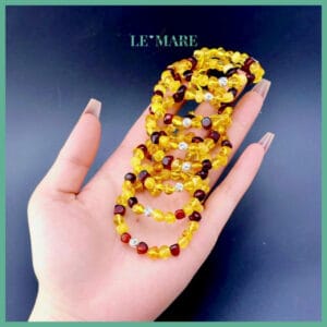 Vòng tay hổ phách lẫn mix cùng bi bạc Le'Mare Jewelry - món quà ý nghĩa dành cho bé yêu các dịp thôi nôi, đầy tháng, sinh nhật và các ngày kỷ niệm đặc biệt ...