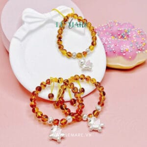 Vòng tay hổ phách lẫn mix cùng charm bạc ta Le'Mare Jewelry - món quà ý nghĩa dành cho bé yêu các dịp thôi nôi, đầy tháng, sinh nhật và các ngày kỷ niệm đặc biệt ... Vòng tay hổ phách lẫn mix cùng charm bạc ta Le'Mare Jewelry - món quà ý nghĩa dành cho bé yêu các dịp thôi nôi, đầy tháng, sinh nhật và các ngày kỷ niệm đặc biệt ... Le'mare Jewelry LMJ