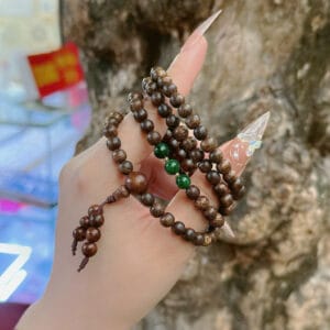 Chuỗi hạt trầm hương tốc 108 hạt mix ngọc jade xanh Le'Mare Jewelry – Gợi ý món quà độc đáo và ý nghĩa dành tặng người phụ nữ trân quý trong các dịp kỷ niệm, ngày lễ 20/10, 8/3... Chuỗi hạt trầm hương tốc 108 hạt mix ngọc jade xanh Le'Mare Jewelry – Gợi ý món quà độc đáo và ý nghĩa dành tặng người phụ nữ trân quý trong các dịp kỷ niệm, ngày lễ 20/10, 8/3... Le'mare Jewelry LMJ