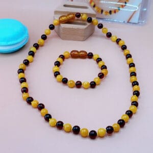 Bộ dây chuyền và lắc tay hổ phách cánh gián đan xen hổ phách mật lạp Le'Mare Jewelry - món quà ý nghĩa dành cho bé yêu các dịp thôi nôi, đầy tháng, sinh nhật và các ngày kỷ niệm đặc biệt ...