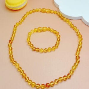 Bộ dây chuyền và lắc tay hổ phách vàng trong Le'Mare Jewelry - món quà ý nghĩa dành cho bé yêu các dịp thôi nôi, đầy tháng, sinh nhật và các ngày kỷ niệm đặc biệt ... Bộ dây chuyền và lắc tay hổ phách vàng trong Le'Mare Jewelry - món quà ý nghĩa dành cho bé yêu các dịp thôi nôi, đầy tháng, sinh nhật và các ngày kỷ niệm đặc biệt ... Le'mare Jewelry LMJ