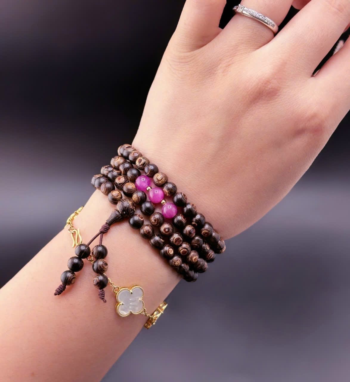 Chuỗi hạt trầm hương tốc 108 hạt mix ruby Le'Mare Jewelry – Gợi ý món quà độc đáo và ý nghĩa dành tặng người phụ nữ trân quý trong các dịp kỷ niệm, ngày lễ 20/10, 8/3... Chuỗi hạt trầm hương tốc 108 hạt mix ruby Le'Mare Jewelry – Gợi ý món quà độc đáo và ý nghĩa dành tặng người phụ nữ trân quý trong các dịp kỷ niệm, ngày lễ 20/10, 8/3... Le'mare Jewelry LMJ