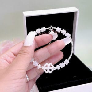 Vòng tay bánh xe bạch ngọc ống bạc xoắn Le'Mare Jewelry – Gợi ý món quà độc đáo và ý nghĩa dành tặng người phụ nữ trân quý trong các dịp kỷ niệm, ngày lễ 20/10, 8/3... Vòng tay bánh xe bạch ngọc ống bạc xoắn Le'Mare Jewelry – Gợi ý món quà độc đáo và ý nghĩa dành tặng người phụ nữ trân quý trong các dịp kỷ niệm, ngày lễ 20/10, 8/3... Le'mare Jewelry LMJ