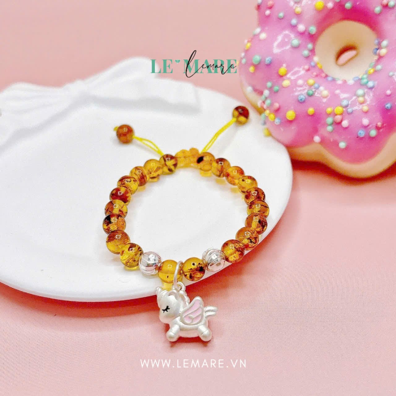 Vòng tay hổ phách lẫn mix cùng charm bạc ta Le'Mare Jewelry - món quà ý nghĩa dành cho bé yêu các dịp thôi nôi, đầy tháng, sinh nhật và các ngày kỷ niệm đặc biệt ... Vòng tay hổ phách lẫn mix cùng charm bạc ta Le'Mare Jewelry - món quà ý nghĩa dành cho bé yêu các dịp thôi nôi, đầy tháng, sinh nhật và các ngày kỷ niệm đặc biệt ... Le'mare Jewelry LMJ