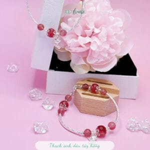 Vòng tay đá thạch anh dâu tây hồng mix charm hồ ly bạc ta Le'Mare Jewelry – Gợi ý món quà độc đáo và ý nghĩa dành tặng người phụ nữ trân quý trong các dịp kỷ niệm, ngày lễ 20/10, 8/3... Vòng tay đá thạch anh dâu tây hồng mix charm hồ ly bạc ta Le'Mare Jewelry – Gợi ý món quà độc đáo và ý nghĩa dành tặng người phụ nữ trân quý trong các dịp kỷ niệm, ngày lễ 20/10, 8/3... Le'mare Jewelry LMJ