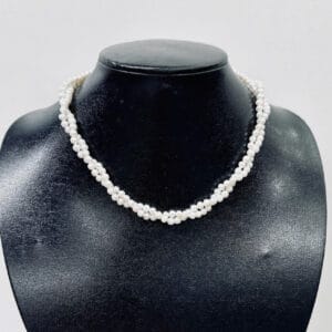 Dây chuyền choker ngọc trai nhí Le'Mare Jewelry – Gợi ý món quà trẻ trung và độc đáo dành tặng người phụ nữ trân quý Dây chuyền choker ngọc trai nhí Le'Mare Jewelry – Gợi ý món quà trẻ trung và độc đáo dành tặng người phụ nữ trân quý Le'mare Jewelry LMJ