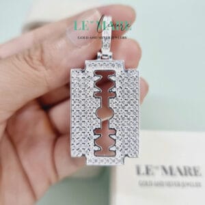 Mặt dây chuyền bạc nam Razor L09 Le'Mare Jewelry – Gợi ý món quà độc đáo và ý nghĩa dành tặng nam giới trong các dịp sinh nhật, ngày kỷ niệm, lễ tết, giáng sinh - năm mới.... Mặt dây chuyền bạc nam Razor L09 Le'Mare Jewelry – Gợi ý món quà độc đáo và ý nghĩa dành tặng nam giới trong các dịp sinh nhật, ngày kỷ niệm, lễ tết, giáng sinh - năm mới.... Le'mare Jewelry LMJ
