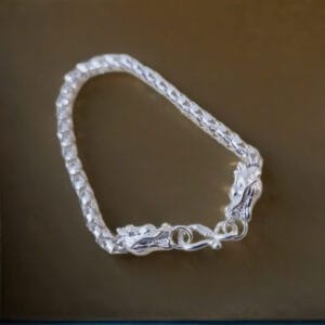 Lắc tay nam chuỗi rồng nhỏ M002 Le'Mare Jewelry – Gợi ý món quà độc đáo và ý nghĩa dành tặng nam giới trong các dịp sinh nhật, ngày kỷ niệm, lễ tết, giáng sinh - năm mới....