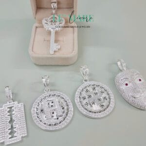 Mặt dây chuyền bạc nam Razor L09 Le'Mare Jewelry – Gợi ý món quà độc đáo và ý nghĩa dành tặng nam giới trong các dịp sinh nhật, ngày kỷ niệm, lễ tết, giáng sinh - năm mới.... Mặt dây chuyền bạc nam Razor L09 Le'Mare Jewelry – Gợi ý món quà độc đáo và ý nghĩa dành tặng nam giới trong các dịp sinh nhật, ngày kỷ niệm, lễ tết, giáng sinh - năm mới.... Le'mare Jewelry LMJ