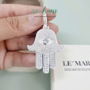 Mặt dây chuyền bạc nam Bàn tay Hamsa L01 Le'Mare Jewelry – Gợi ý món quà độc đáo và ý nghĩa dành tặng nam giới trong các dịp sinh nhật, ngày kỷ niệm, lễ tết, giáng sinh - năm mới.... Mặt dây chuyền bạc nam Bàn tay Hamsa L01 Le'Mare Jewelry – Gợi ý món quà độc đáo và ý nghĩa dành tặng nam giới trong các dịp sinh nhật, ngày kỷ niệm, lễ tết, giáng sinh - năm mới.... Le'mare Jewelry LMJ