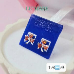 SALE 50% Khuyên nút cài cỏ ba lá đá màu Le'Mare Jewelry - món quà ý nghĩa dành cho bé yêu các dịp thôi nôi, đầy tháng, sinh nhật và các ngày kỷ niệm đặc biệt ... SALE 50% Khuyên nút cài cỏ ba lá đá màu Le'Mare Jewelry - món quà ý nghĩa dành cho bé yêu các dịp thôi nôi, đầy tháng, sinh nhật và các ngày kỷ niệm đặc biệt ... Le'mare Jewelry LMJ