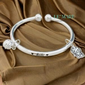 Quà tặng bạc đáng yêu cho bé: Vòng bạc ta PN02 miễn phí khắc tên bé yêu mix charm rồng và chuông Le’Mare Jewelry món quà ý nghĩa dành cho bé yêu các dịp thôi nôi, đầy tháng, sinh nhật và các ngày kỷ niệm đặc biệt …