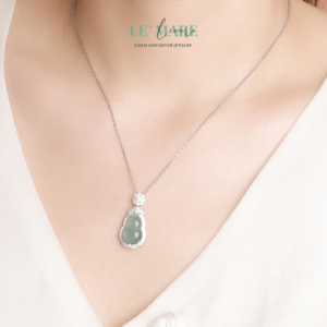 Chiêu Uyên – Linh khí hồ lô, tinh hoa ngọc bích BNDC03 Chiêu Uyên – Linh khí hồ lô, tinh hoa ngọc bích BNDC03 Le'mare Jewelry LMJ