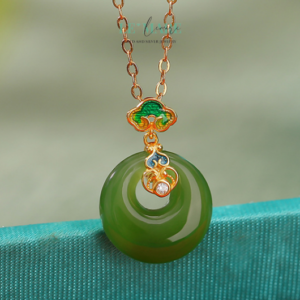 Dây Chuyền Ngọc Bích Gieo Sắc Hoa – Khi ngọc bích hóa thành cánh bướm chạm khẽ vào tim người BNDC05 Dây Chuyền Ngọc Bích Gieo Sắc Hoa – Khi ngọc bích hóa thành cánh bướm chạm khẽ vào tim người BNDC05 Le'mare Jewelry LMJ