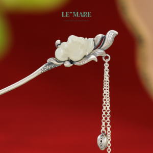 TRÂM CÀI TÓC DAO TÂM – TINH HOA VƯƠNG GIẢ TRONG MỘT CHIẾC TRÂM CÀI TÓC NGỌC BÍCH NỮ BNTC06 TRÂM CÀI TÓC DAO TÂM – TINH HOA VƯƠNG GIẢ TRONG MỘT CHIẾC TRÂM CÀI TÓC NGỌC BÍCH NỮ BNTC06 Le'mare Jewelry LMJ