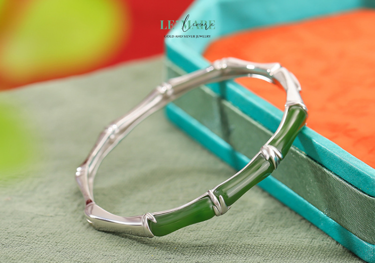 Lắc Tay Bạc Nữ Thanh Trúc – Vững Chãi và Bình An BNVT13 Trong văn hoá Á Đông, cây trúc tượng trưng cho sự chính trực – kiên cường – thanh cao.