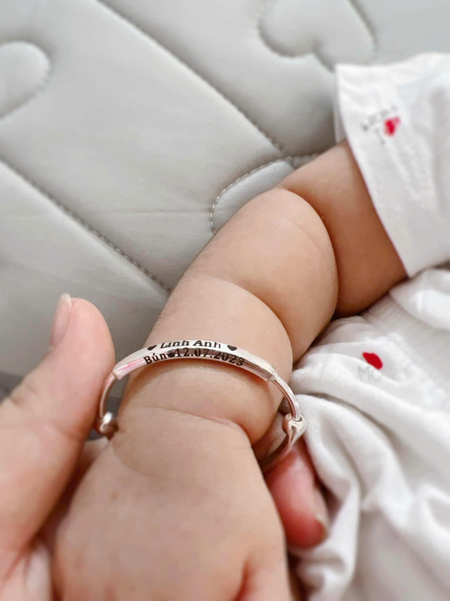 Vì Sao Nên Chọn Lắc Bạc Cho Bé Ngay Từ Những Năm Đầu Đời? Le'mare Jewelry LMJ