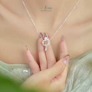 Dây Chuyền Bạc Nữ Ngọc Hòa Điền Sen Tắm Ánh Trăng – Thanh Thuần An Nhiên BNDC60