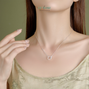 Dây Chuyền Bạc Nữ Ngọc Hoà Điền Đồng Điếu Hoa Trong Mưa - Tươi Mới và Tinh Khôi BNDC64 Dây Chuyền Bạc Nữ Ngọc Hoà Điền Đồng Điếu Hoa Trong Mưa - Tươi Mới và Tinh Khôi BNDC64 Le'mare Jewelry LMJ