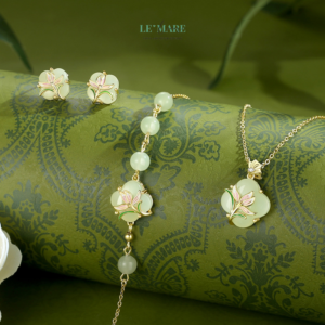 Khuyên tai ngọc bích nữ BNKT84 Khuyên tai ngọc bích nữ BNKT84 Le'mare Jewelry LMJ