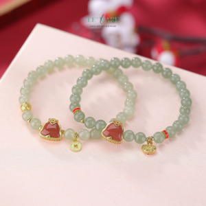 Vòng Tay Ngọc Bích Bích Hương Chuông BNVT60