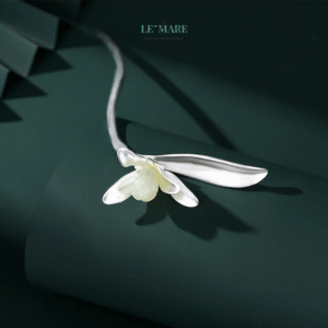 Trâm Cài Tóc Ngọc Hoà Điền Mộc Lan Đón Nắng – Vẻ Đẹp Của Sự Thanh Cao và Khai Hoa Nội Tâm BNTC22 Trâm Cài Tóc Ngọc Hoà Điền Mộc Lan Đón Nắng – Vẻ Đẹp Của Sự Thanh Cao và Khai Hoa Nội Tâm BNTC22 Le'mare Jewelry LMJ