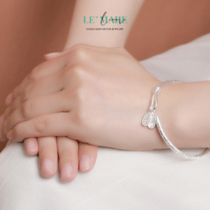 Vòng Tay Bạc Nữ “Mỹ Điệp” – Cánh Bướm Của Vẻ Đẹp Thanh Nhẹ BNVT12 Vòng Tay Bạc Nữ “Mỹ Điệp” – Cánh Bướm Của Vẻ Đẹp Thanh Nhẹ BNVT12 Le'mare Jewelry LMJ