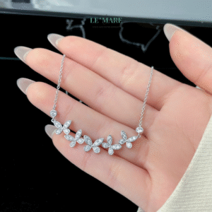 Dây chuyền bạc nữ Ngũ Điệp – Năm cánh bướm, một khoảng trời bình yên BNDC99