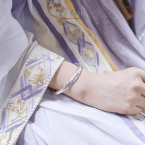 Vân Tước – Dáng hình của chim quý trong một chiếc vòng tay bạc nữ mềm mại BNVT102 Le'mare Jewelry LMJ