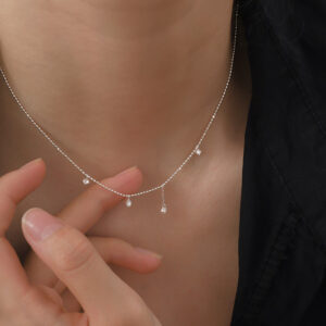 Dây chuyền tua rua hình giọt nước bạc s925 thời trang dành cho nữ, kiểu dáng sang trọng, đính kim cương lấp lánh. Dây chuyền tua rua hình giọt nước bạc s925 thời trang dành cho nữ, kiểu dáng sang trọng, đính kim cương lấp lánh. Le'mare Jewelry LMJ