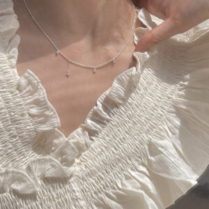 Dây chuyền tua rua hình giọt nước bạc s925 thời trang dành cho nữ, kiểu dáng sang trọng, đính kim cương lấp lánh. Dây chuyền tua rua hình giọt nước bạc s925 thời trang dành cho nữ, kiểu dáng sang trọng, đính kim cương lấp lánh. Le'mare Jewelry LMJ